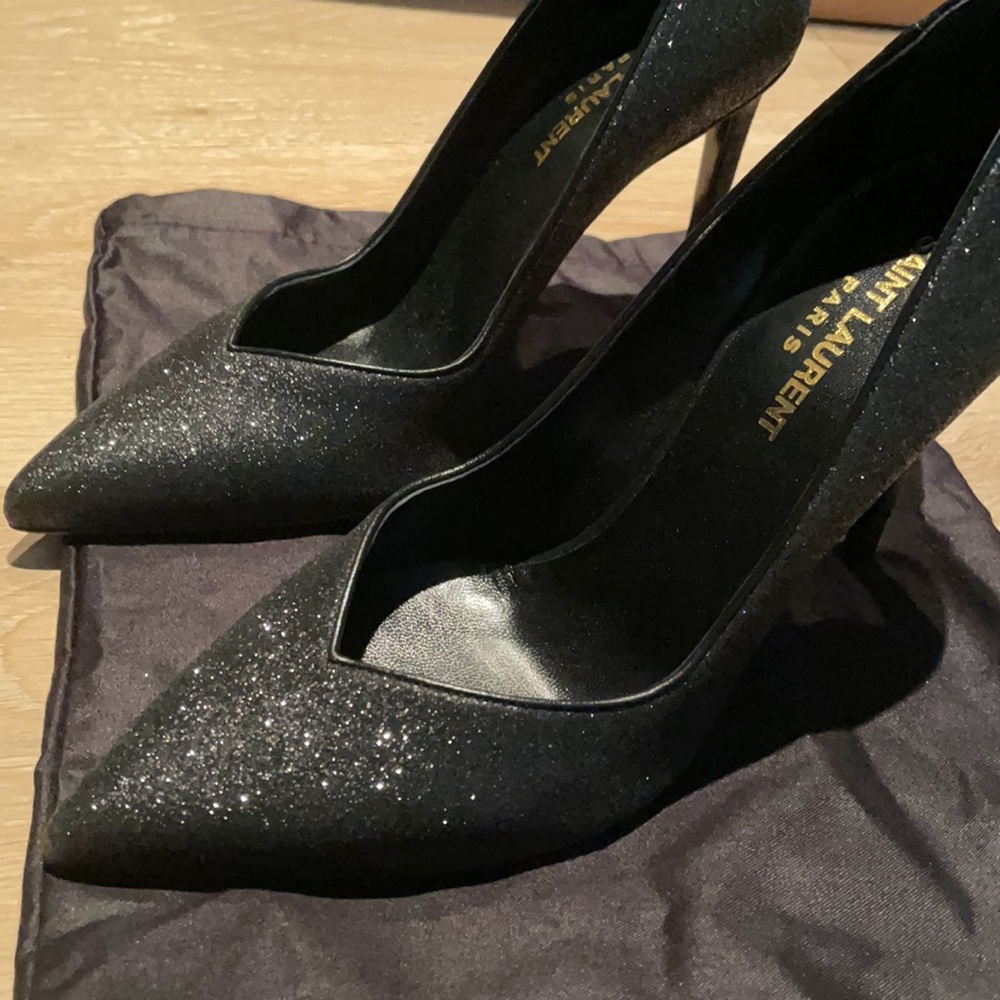 Saint Laurent Punps